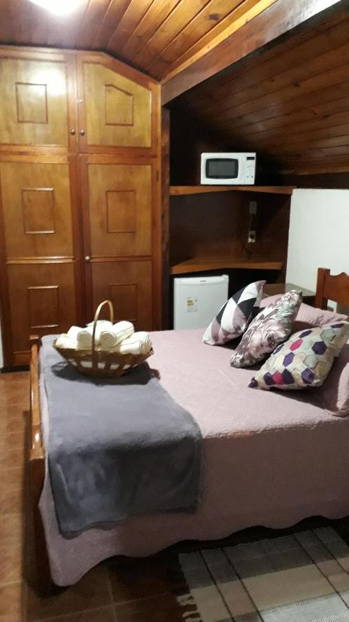 Hospedagem Vo Rosa Монти-Верди Экстерьер фото